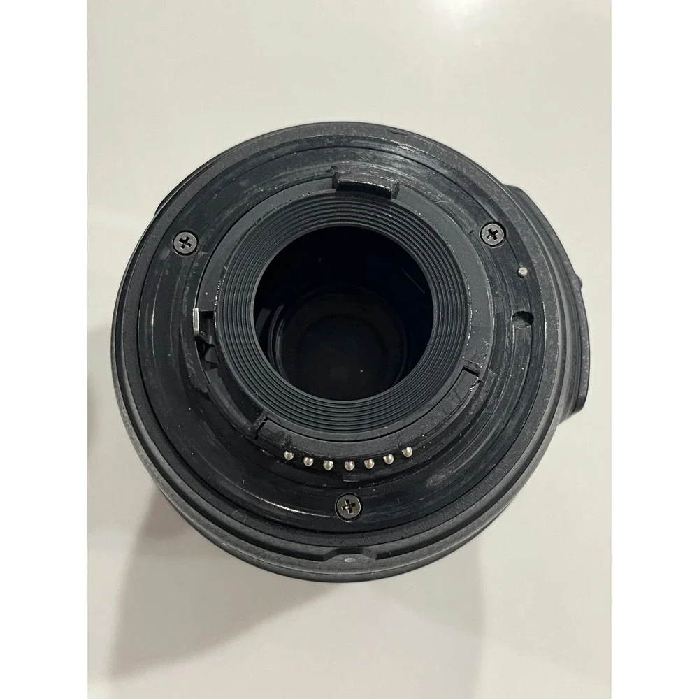 Nikon AF-S DX Nikkor 18-55mm f/3.5-5.6G VR Lens Watson Charger & Battery‎ Bundle